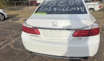 
									2015 Honda Accord full								